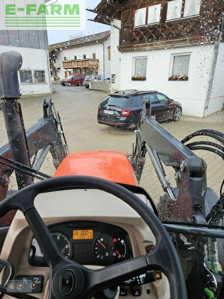 Traktor Kubota m 6060: das Bild 10