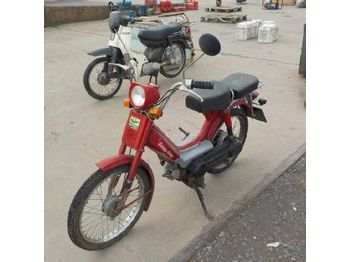 Rasenmäher LOT # 0142 -- Jialing Easy Rider Petrol Moped (Reg. Docs. Available): das Bild 1