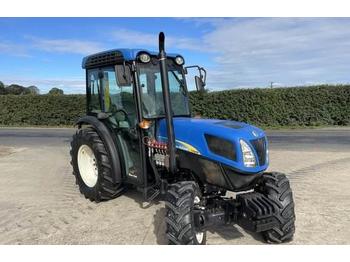 Traktor New Holland T4040N supersteer: das Bild 1