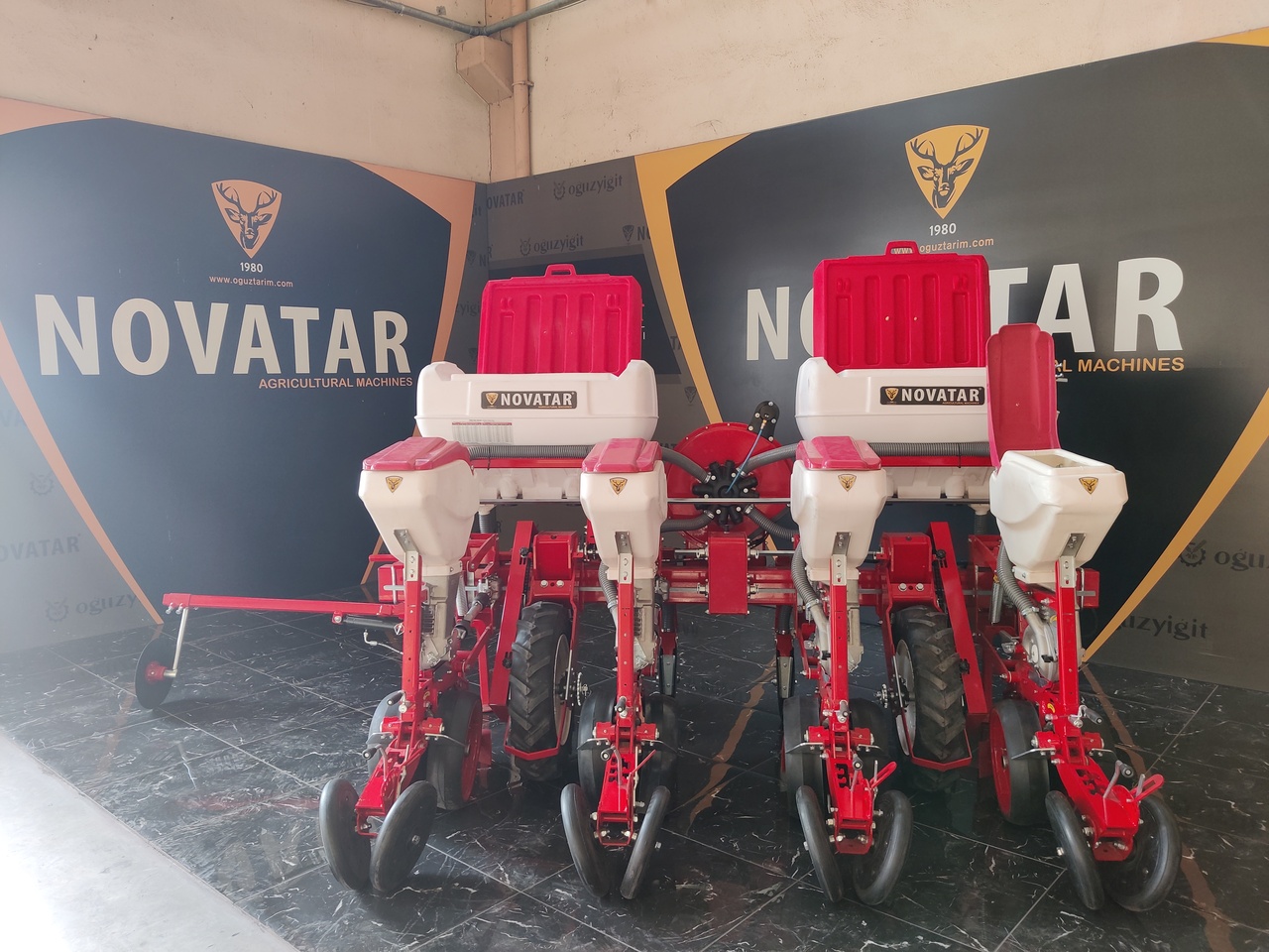 Einzelkornsämaschine neu kaufen Novatar Pneumatic Seed Drill Machine: das Bild 4