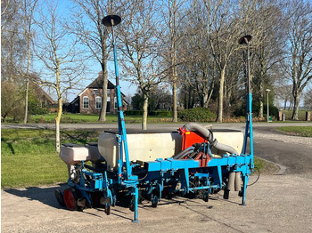 Monosem NG + Maiszaaimachine Monosem 6 rijer zaaimachine mais zaaier - Sätechnik