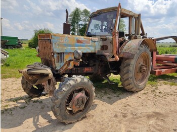 MTZ MTZ T82 - Traktor