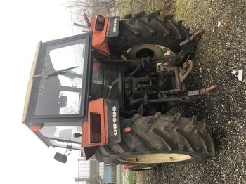 Traktor Ursus 385: das Bild 1