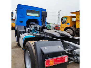 Sattelzugmaschine HOWO HOWO 6x4 336 truck tractors-blue: das Bild 3