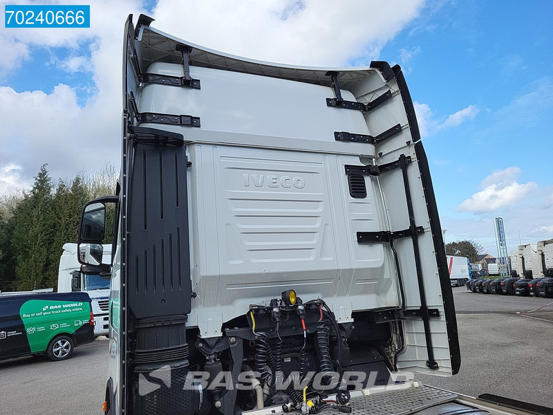 Sattelzugmaschine Iveco S-Way 490 4X2 Retarder 2x Tanks LED Navi Euro 6: das Bild 15