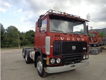 Sattelzugmaschine Volvo F 12 VOLVO F12 (6X2): das Bild 1