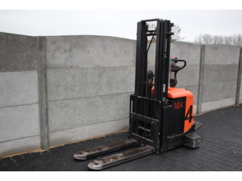 Hochhubwagen BT SPE125 Triplex