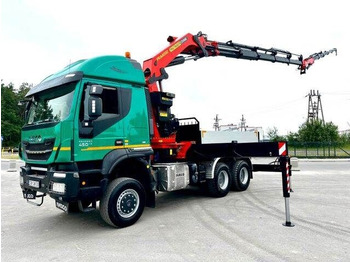 IVECO Trakker Sattelzugmaschine