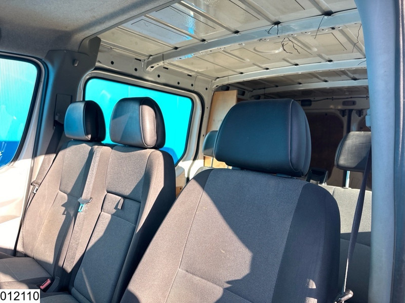 Kastenwagen, Transporter mit Doppelkabine Volkswagen 2.0 TDI Crafter Double Cabin: das Bild 10