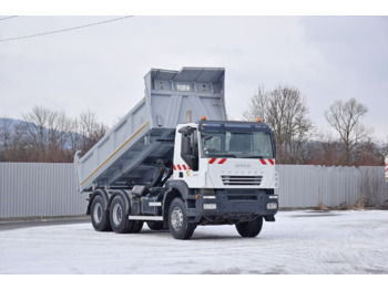 IVECO Trakker Kipper