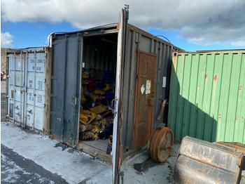Seecontainer 40' Container c/w Parts/Ratching/Pipes (Located at Cumnock, KA18 4QS, Scotland) No crane available - buyer will need to provide crane themselves for loading: das Bild 1