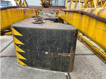 Liebherr - Gegengewicht: das Bild 1