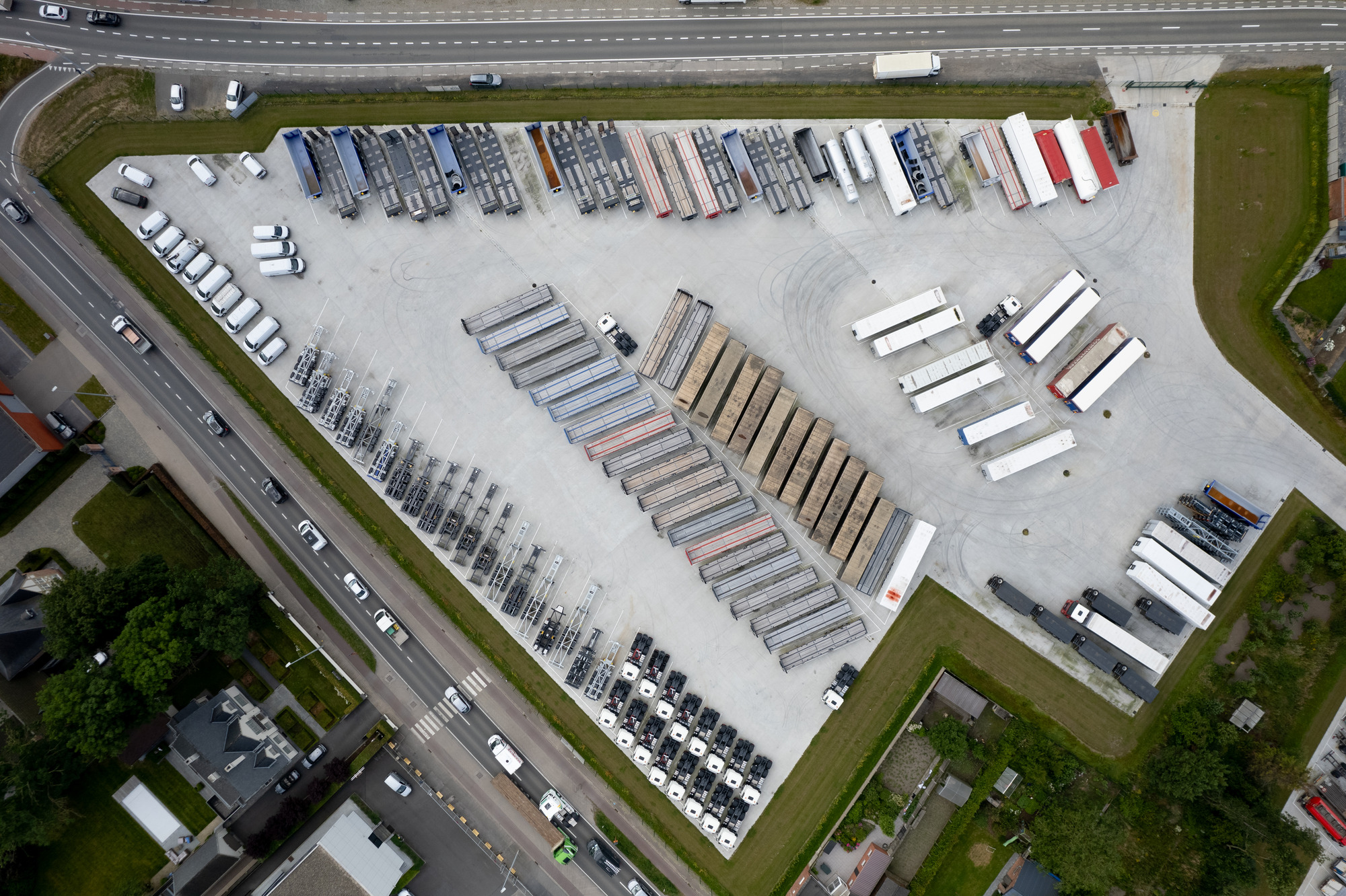 TheTruckCompany - Sattelzugmaschinen - Jahr: 2010 undefined: das Bild 1