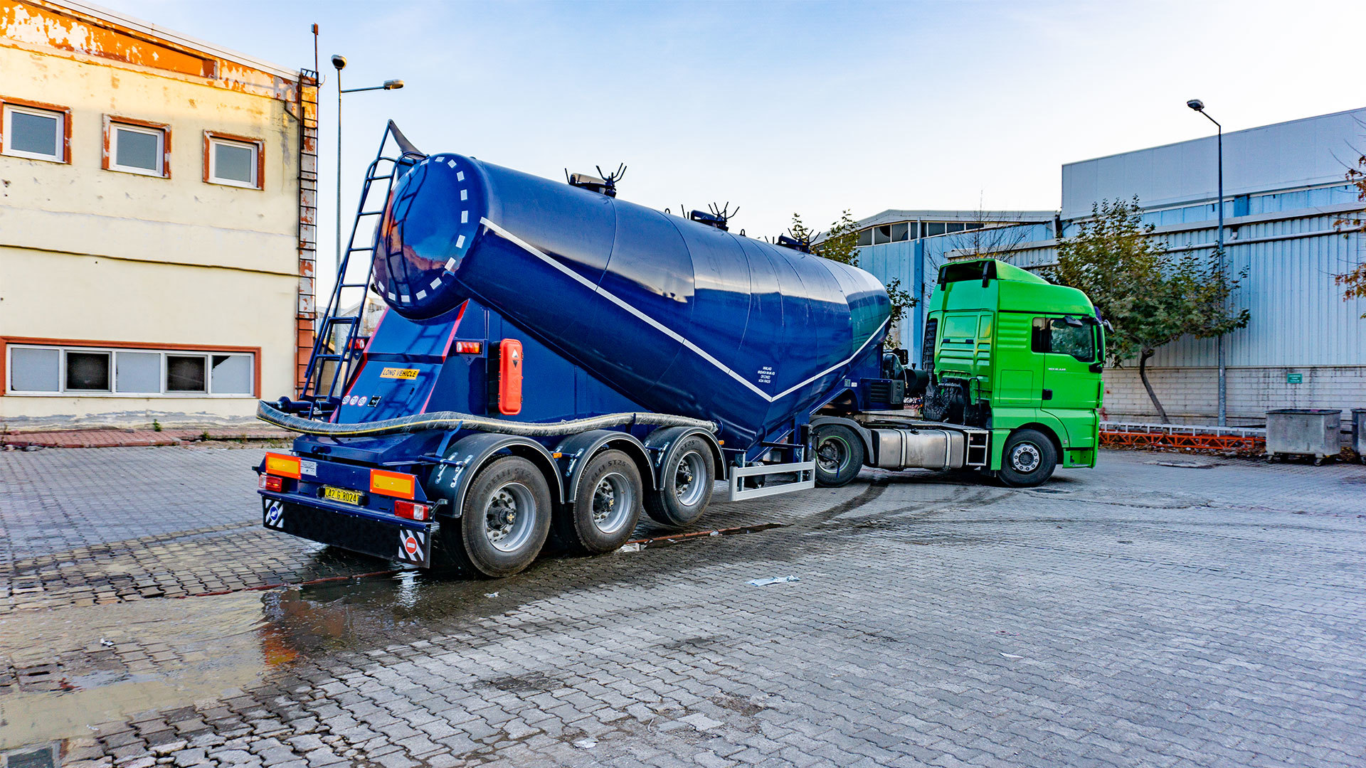 STU TRAILER DORSE ITHALAT IHRACAT LTD. STI. undefined: das Bild 21