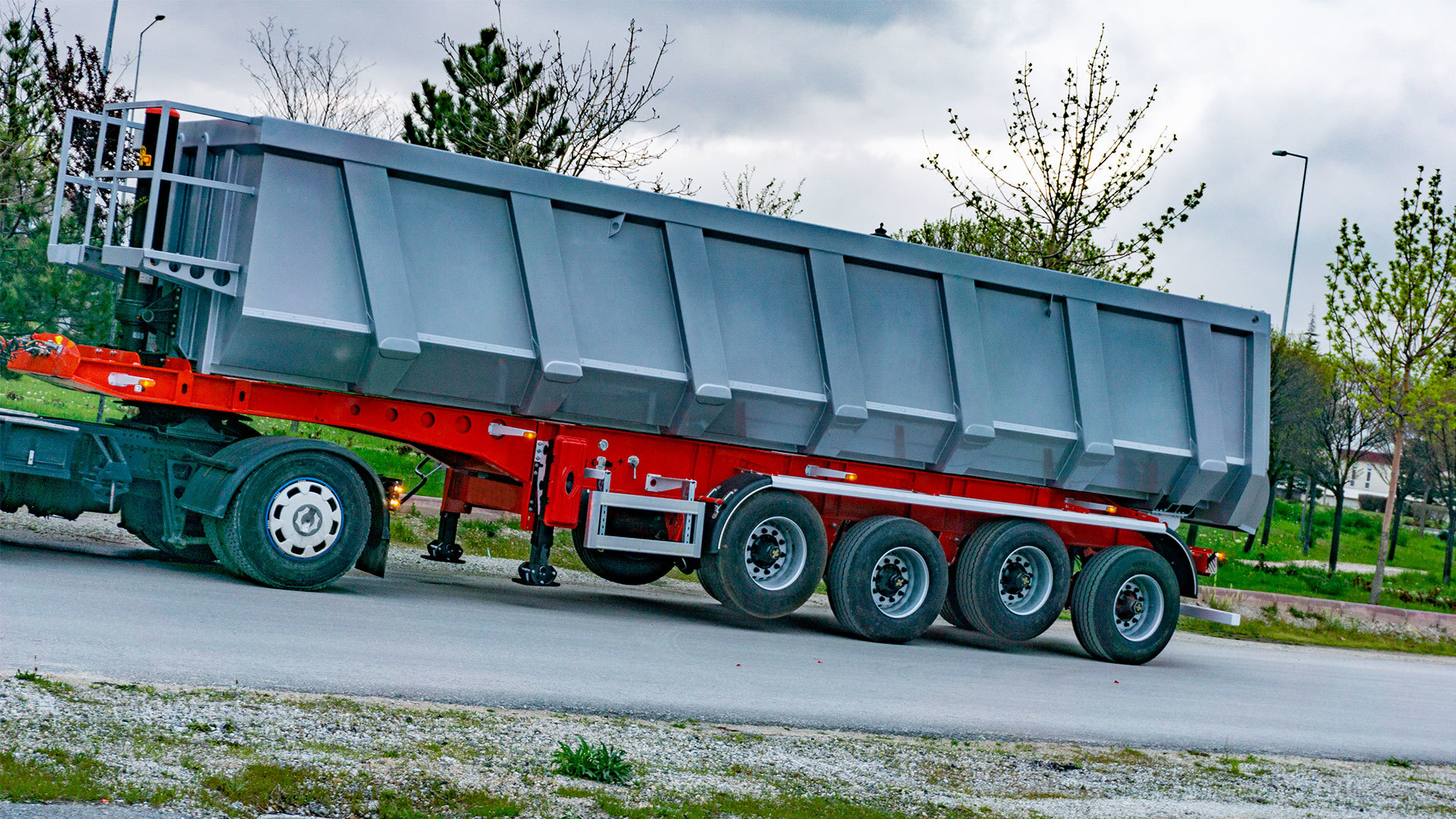 STU TRAILER DORSE ITHALAT IHRACAT LTD. STI. undefined: das Bild 17