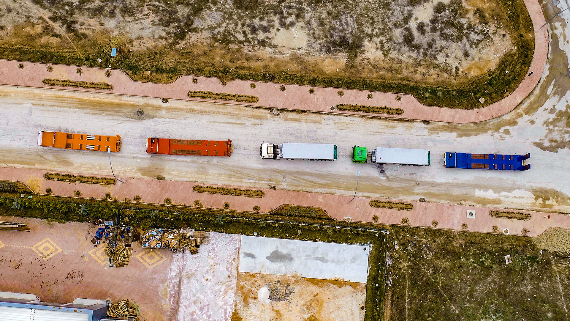 STU TRAILER DORSE ITHALAT IHRACAT LTD. STI. undefined: das Bild 20