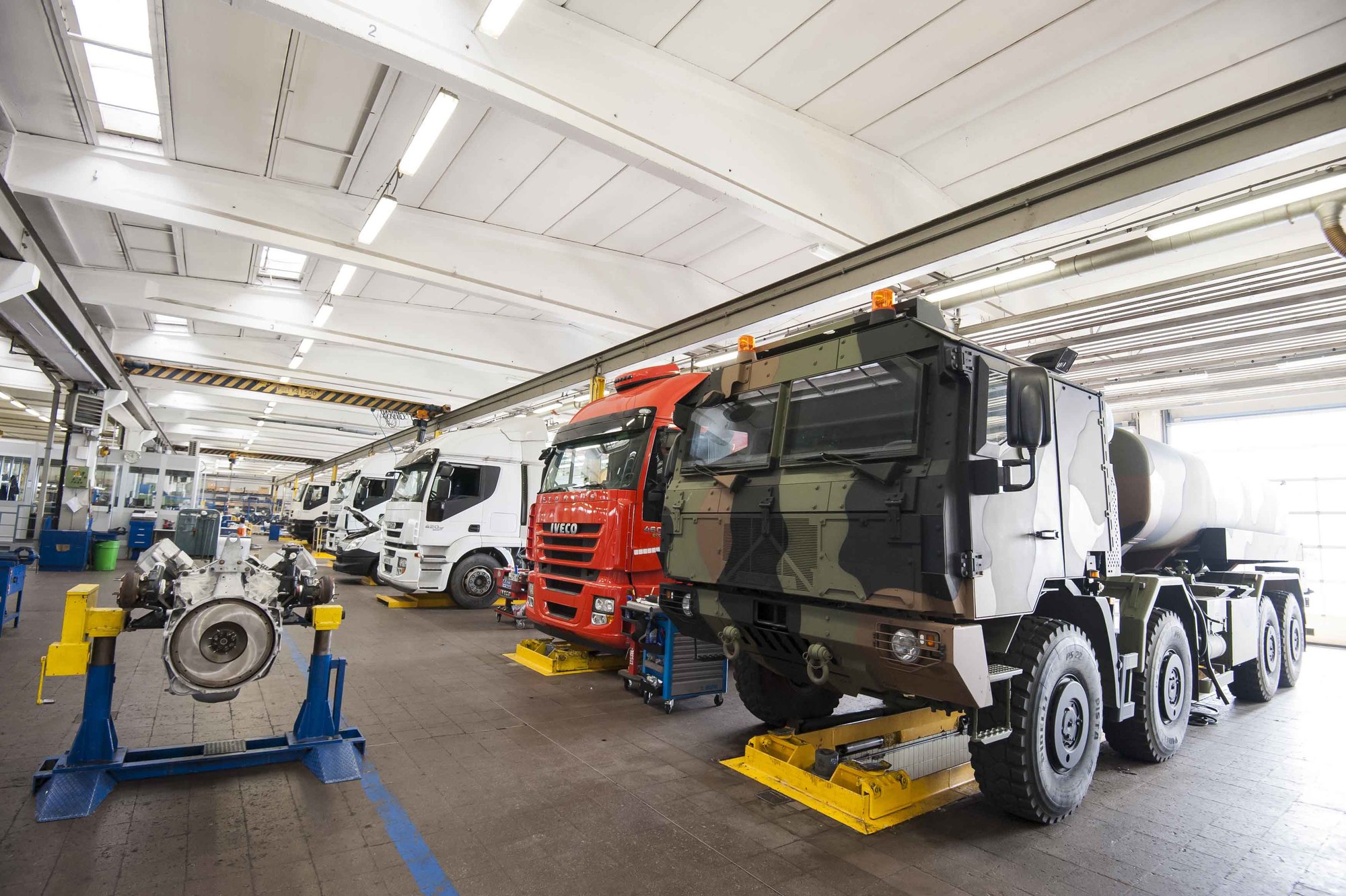 IVECO OK TRUCKS Piacenza undefined: das Bild 4