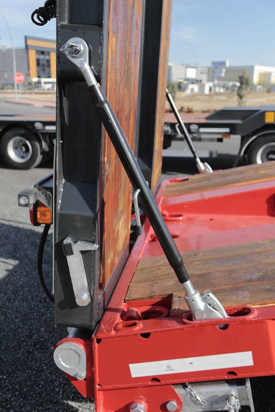 SCORPION TRAILER undefined: das Bild 34