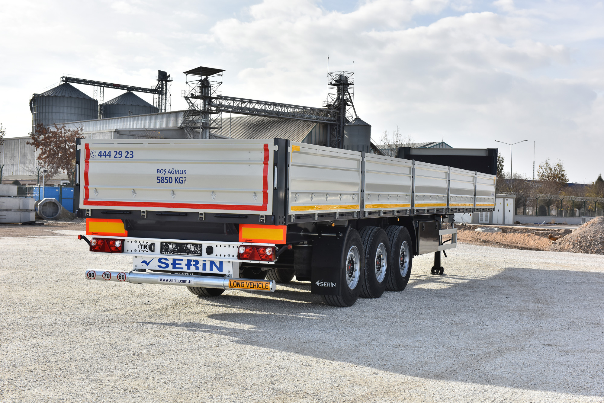 Serin Trailer - Angebote zu verkaufen undefined: das Bild 18