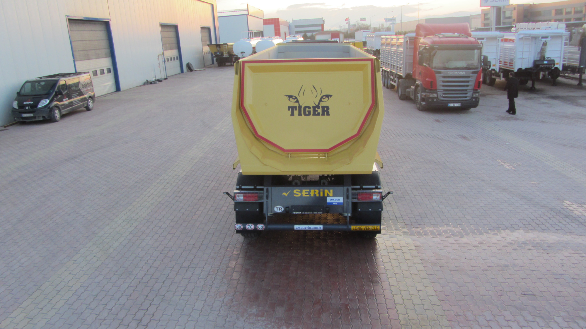 Serin Trailer - Angebote zu verkaufen undefined: das Bild 11