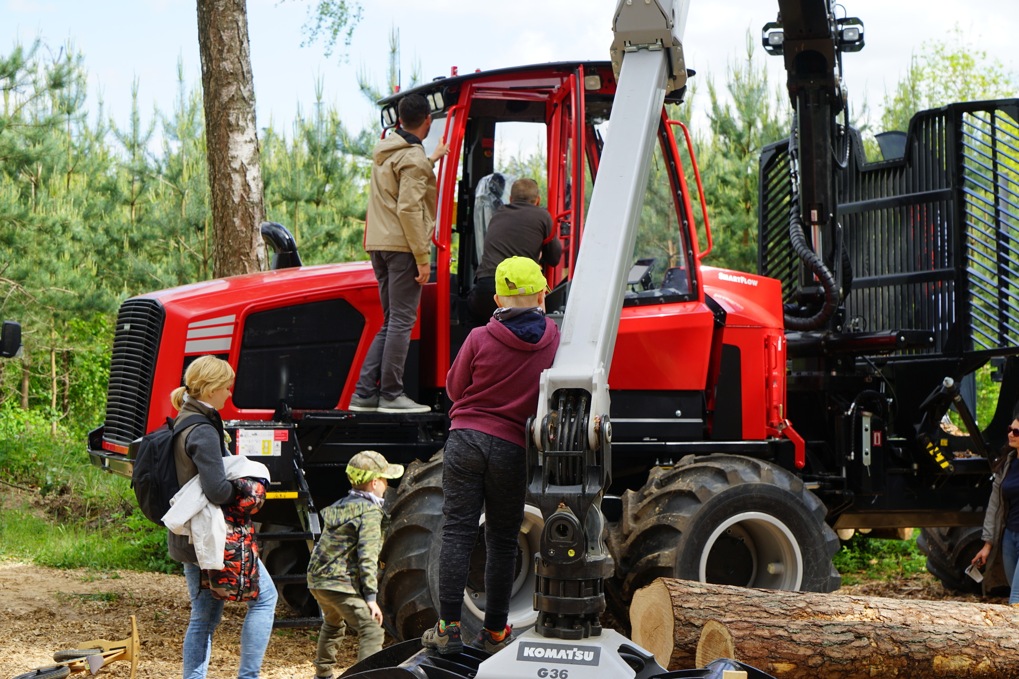 SIA "Haitek Latvia" - Anbauteile - Jahr: 2015 undefined: das Bild 33