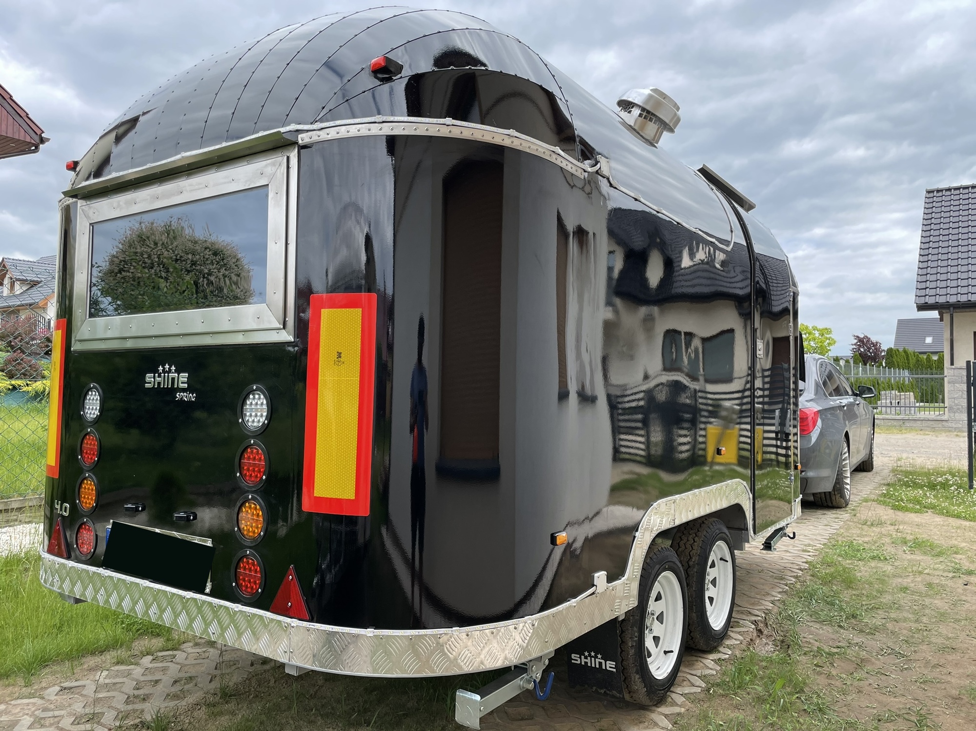 SHINE - American Food Truck - Angebote zu verkaufen undefined: das Bild 23