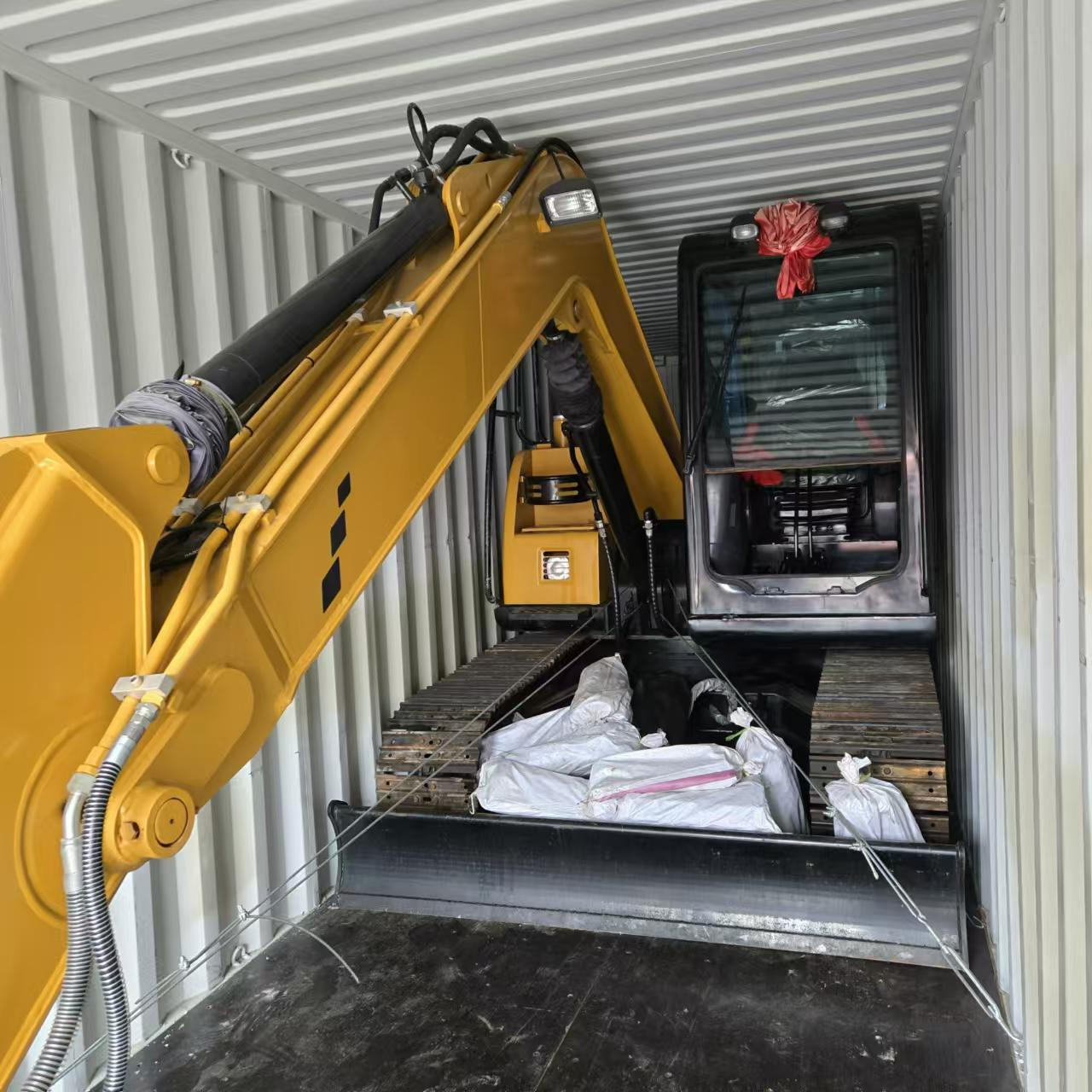 Toaks International Trading Company - SINOTRUK LKW undefined: das Bild 16