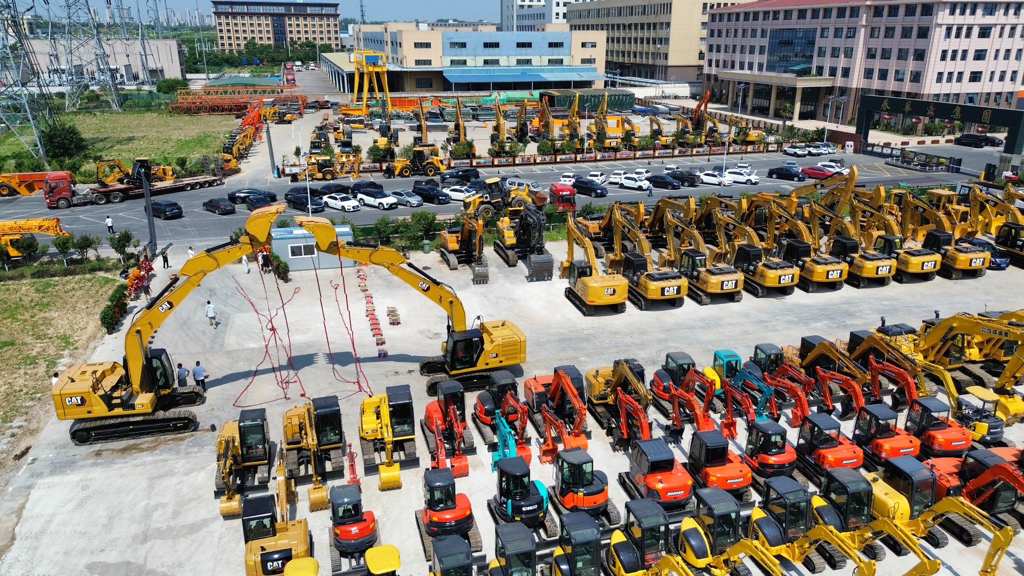 Toaks International Trading Company - SINOTRUK LKW undefined: das Bild 1