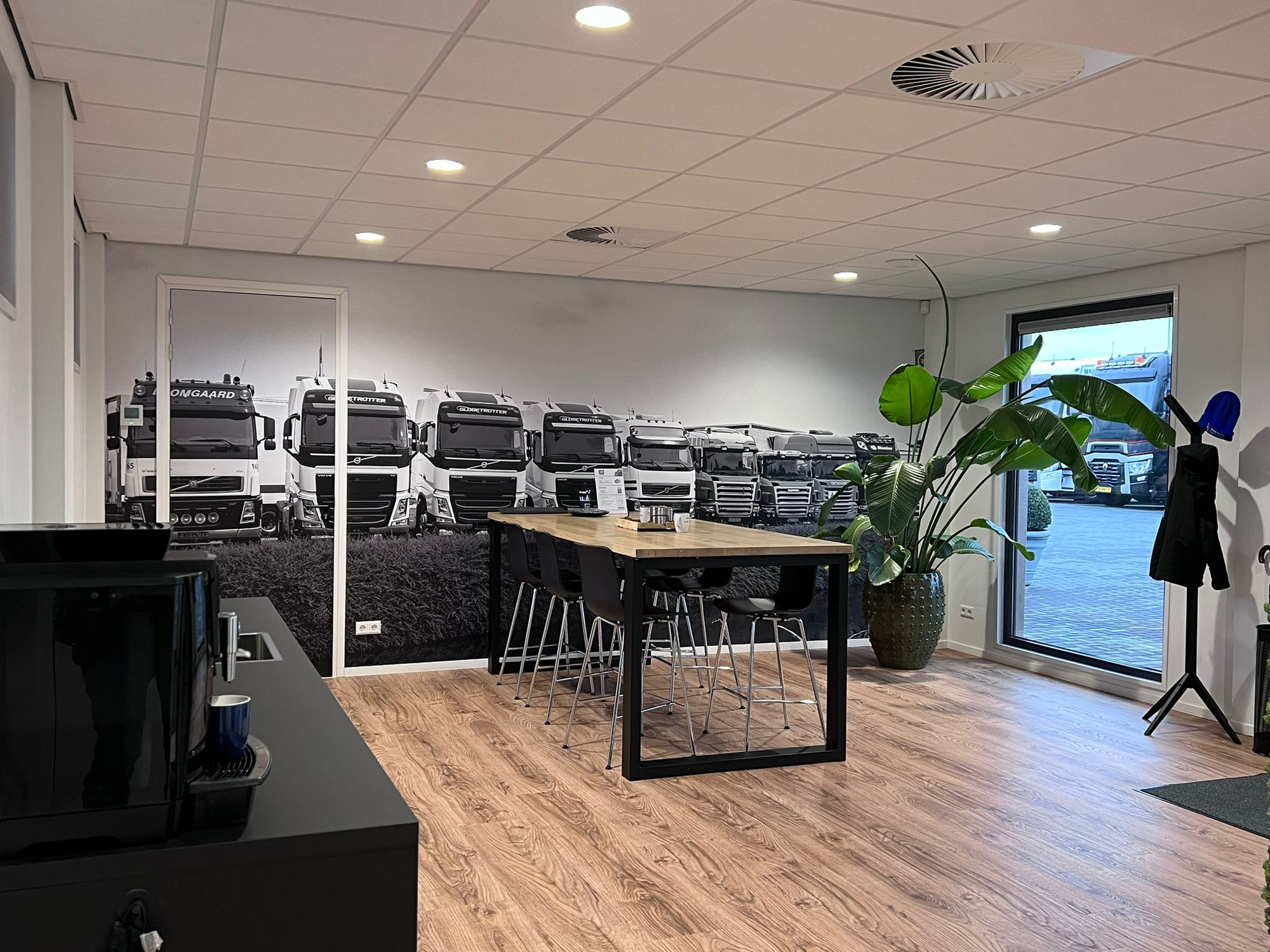 LVS Used TRUCKS - Angebote zu verkaufen undefined: das Bild 5