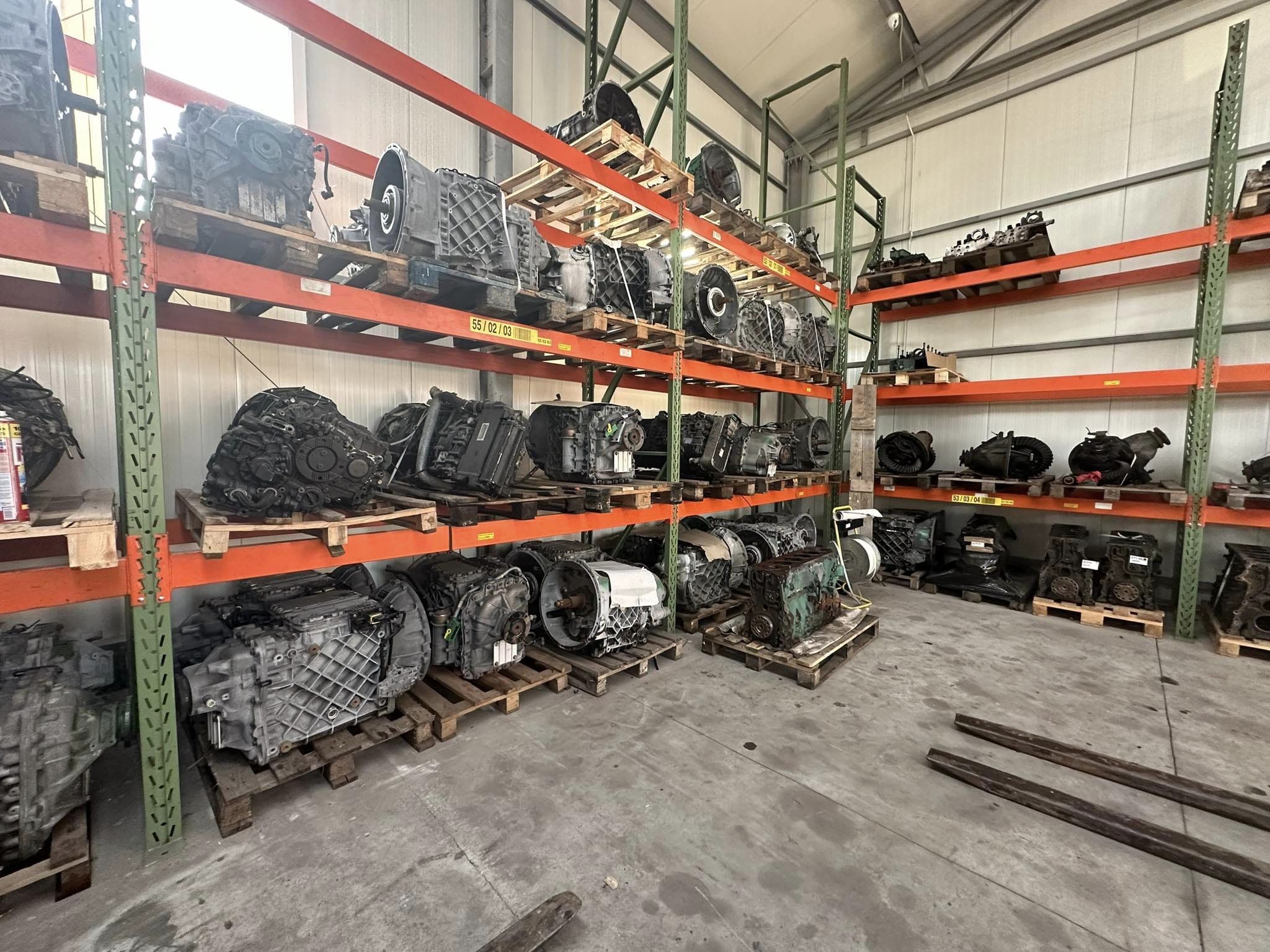 TT TRUCKS & PARTS NATALIA NAWASIELSKA undefined: das Bild 8