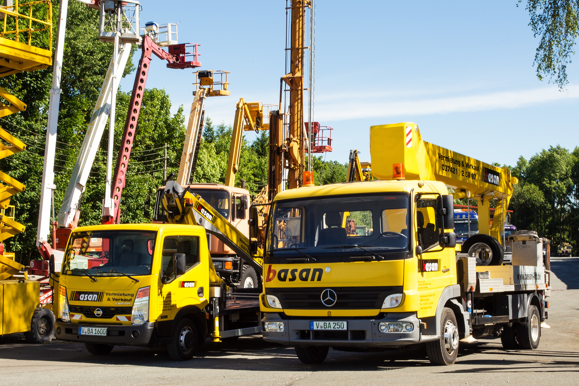 BASAN GmbH - LKW - Diesel, Kran, Getriebe: Automatikgetriebe undefined: das Bild 3