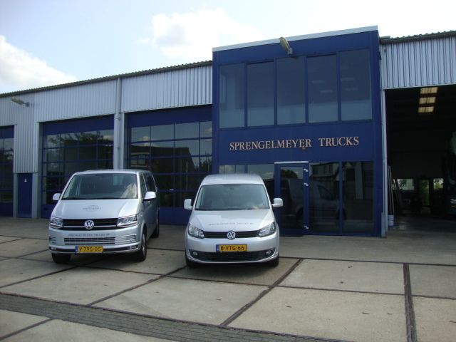 Sprengelmeijer Trucks B.V. - Angebote zu verkaufen undefined: das Bild 3