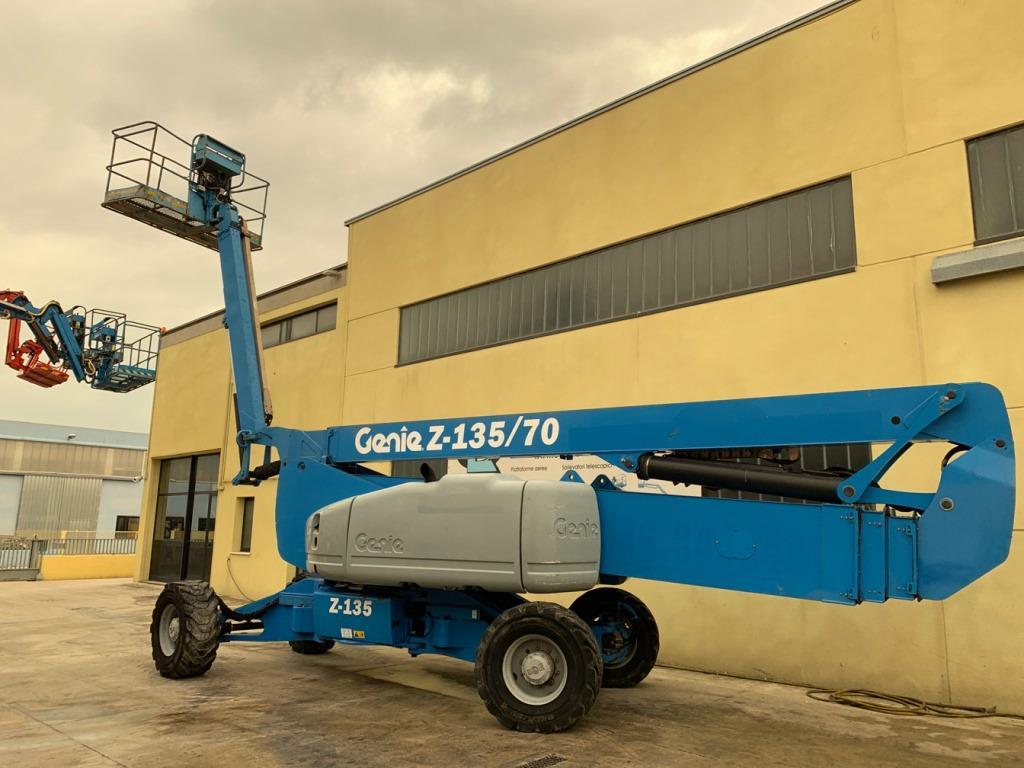 Centro Elevatori SRL - Angebote zu verkaufen undefined: das Bild 16