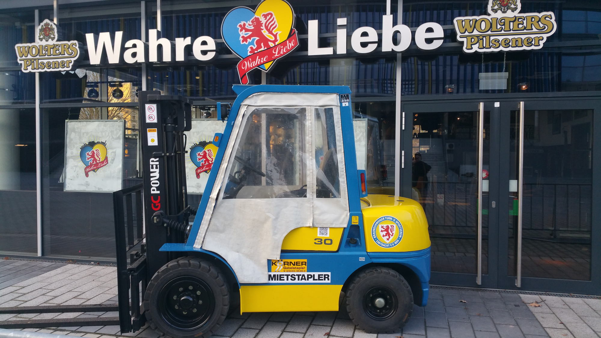 W. Körner Gabelstapler GmbH - Angebote zu verkaufen undefined: das Bild 2