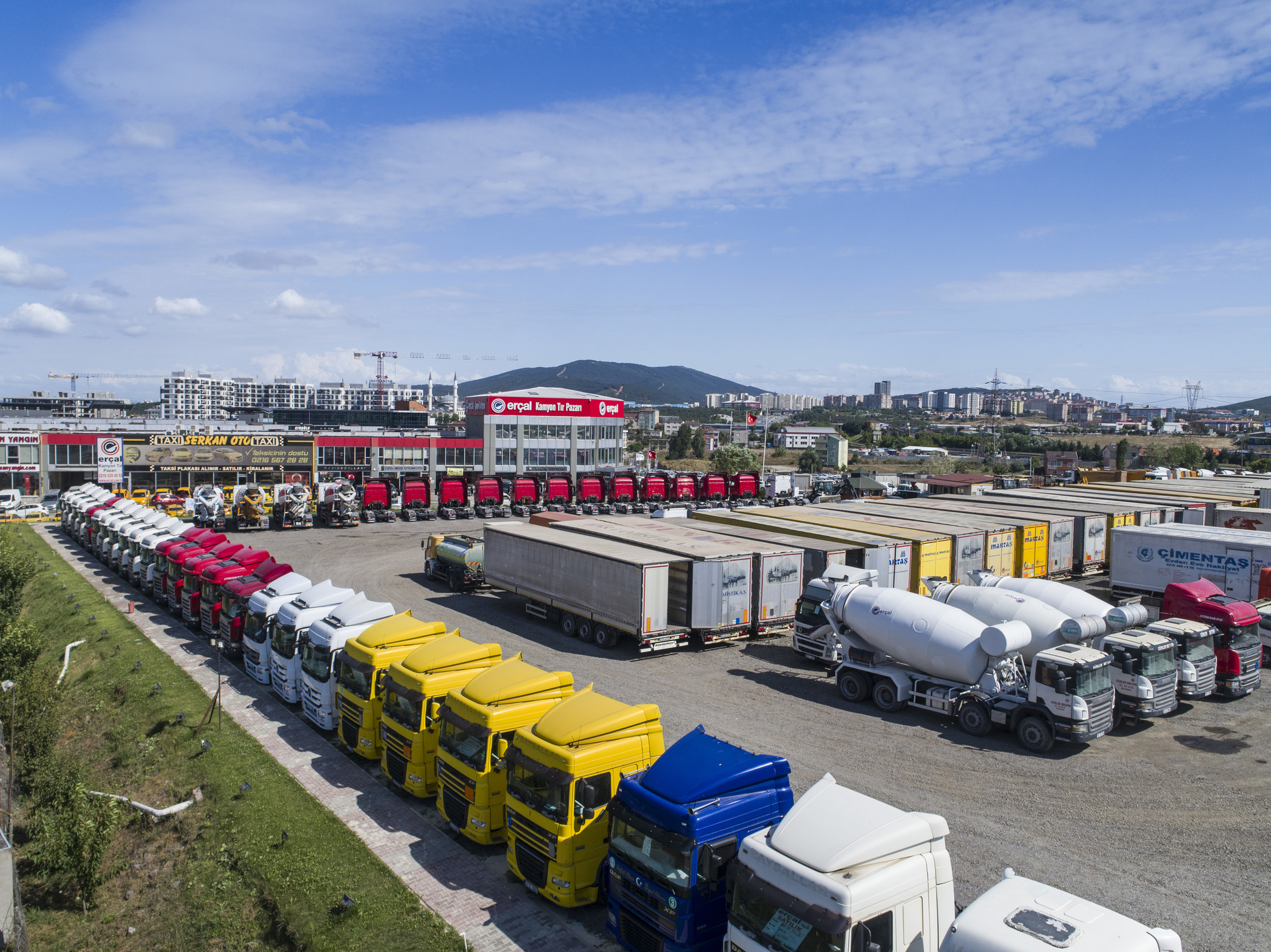 ERCAL TRUCKS - Baumaschinen undefined: das Bild 3