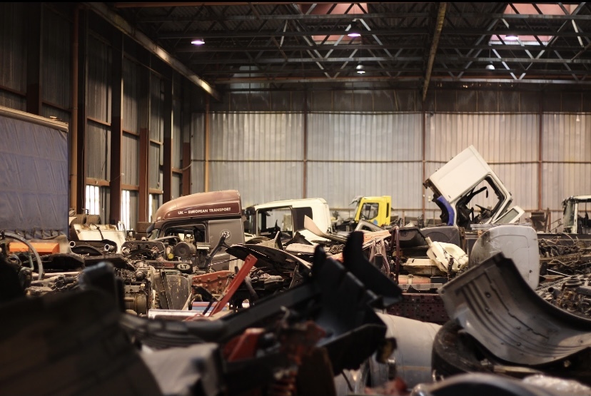 EGDA truckparts - MERCEDES-BENZ Baumaschinen undefined: das Bild 12