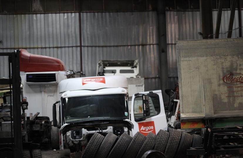 EGDA truckparts - MERCEDES-BENZ Baumaschinen undefined: das Bild 4