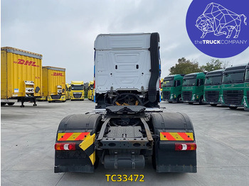 Sattelzugmaschine Mercedes-Benz Actros 1945: das Bild 4 Sattelzugmaschine Mercedes-Benz Actros 1945: das Bild 4