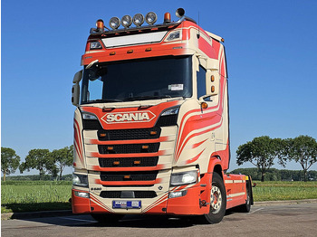 SCANIA S 520 Sattelzugmaschine