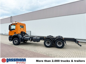 Fahrgestell LKW neu kaufen Mercedes-Benz Arocs 2633 6x4, 2x Nebenantrieb: das Bild 2