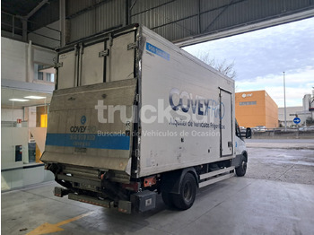 Kühltransporter IVECO 72C18 FRC-X P/E: das Bild 3 Kühltransporter IVECO 72C18 FRC-X P/E: das Bild 3