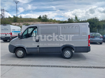 Koffer Transporter IVECO DAILY 35S12 7M3: das Bild 3
