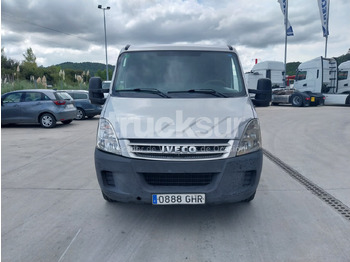 Koffer Transporter IVECO DAILY 35S12 7M3: das Bild 4
