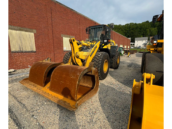 Radlader Komatsu WA320-8: das Bild 2