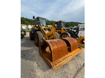 Radlader Komatsu WA320-8: das Bild 3