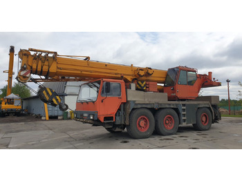 LIEBHERR LTM 1050/1 Mobilkran
