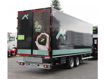 JUNGE Koffer Anhänger