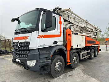 Betonpumpe Mercedes-Benz AROCS 3243 8x4 EURO6 Betonpumpe CIFA 45M CARBON: das Bild 1