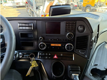 Sattelzugmaschine Mercedes-Benz Actros 1845 LS SZM 4x2 Kipphydraulik Retarder: das Bild 3 Sattelzugmaschine Mercedes-Benz Actros 1845 LS SZM 4x2 Kipphydraulik Retarder: das Bild 3