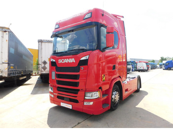 SCANIA S 450 Sattelzugmaschine
